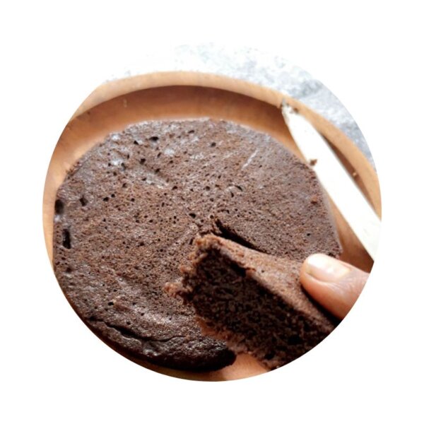 Vegan choco dates cake