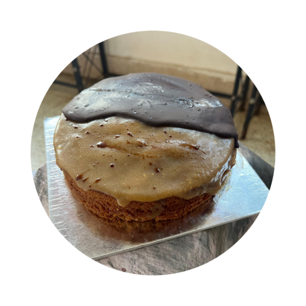 Coffee cake with coffee caramel & coffee cream